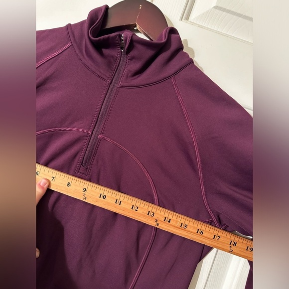 Lululemon RETRO 10 Deep Merlot Quarter 1/4 Zip Ruched Back Convertible Mittens - Picture 10 of 12